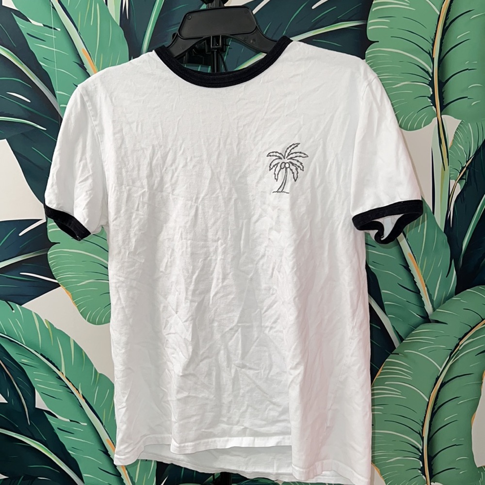 Forever 21 palm tree tee